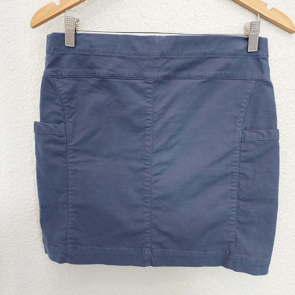 Toad & Co Navy Blue Skirt w/Accent Buttons Size 4 - Picture 4 of 6